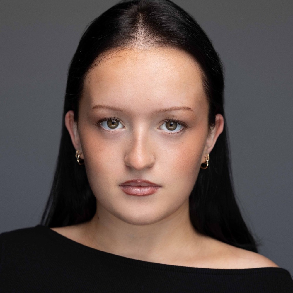 Portrait of Kiara de Vine