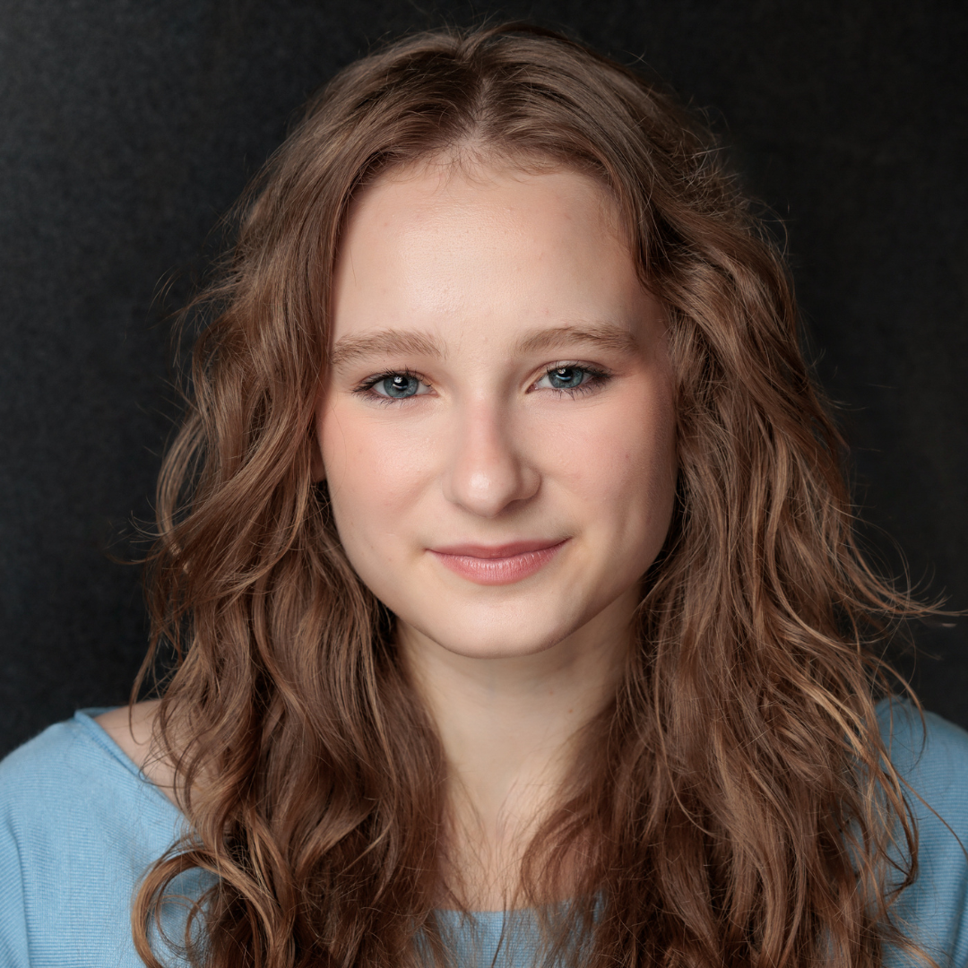 Portrait of Freya Knussen