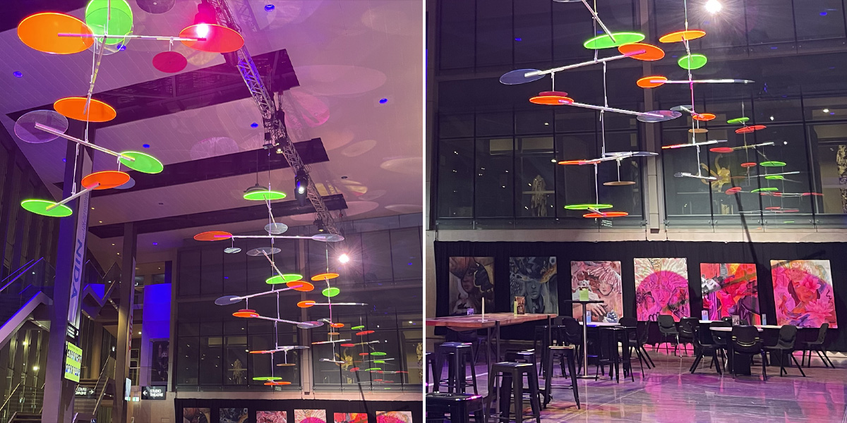 Vivid installation foyer